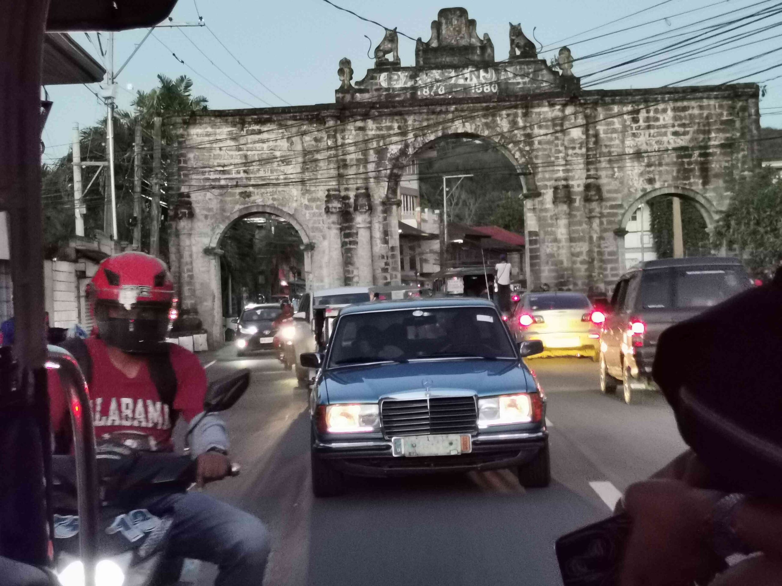 Pagsanjan-Arch